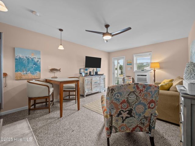 301 Henderson Boulevard 24, Atlantic Beach, NC 28512