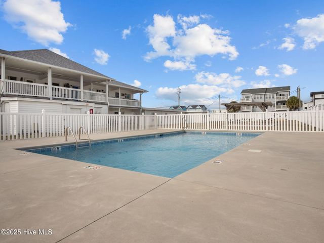 301 Henderson Boulevard 24, Atlantic Beach, NC 28512