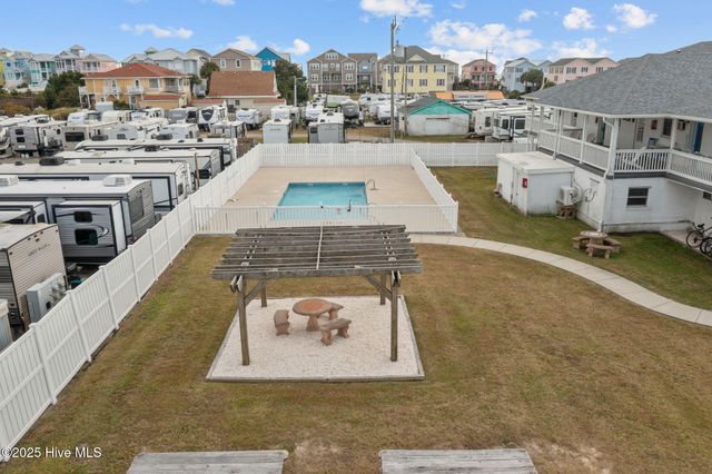 301 Henderson Boulevard 24, Atlantic Beach, NC 28512