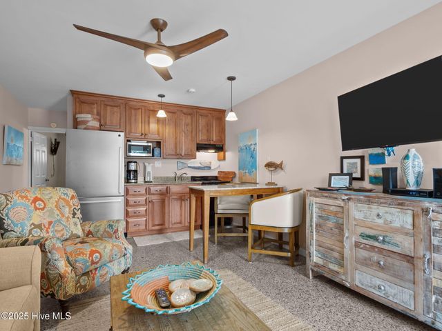 301 Henderson Boulevard 24, Atlantic Beach, NC 28512