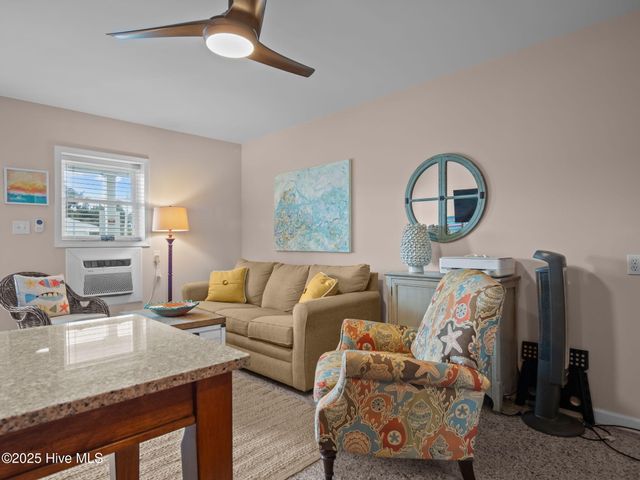 301 Henderson Boulevard 24, Atlantic Beach, NC 28512