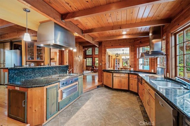 2310 Oak Haven Lane, Arroyo Grande, CA 93420