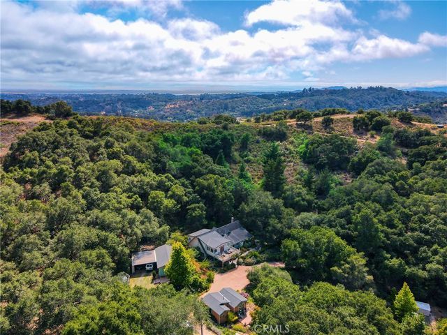 2310 Oak Haven Lane, Arroyo Grande, CA 93420