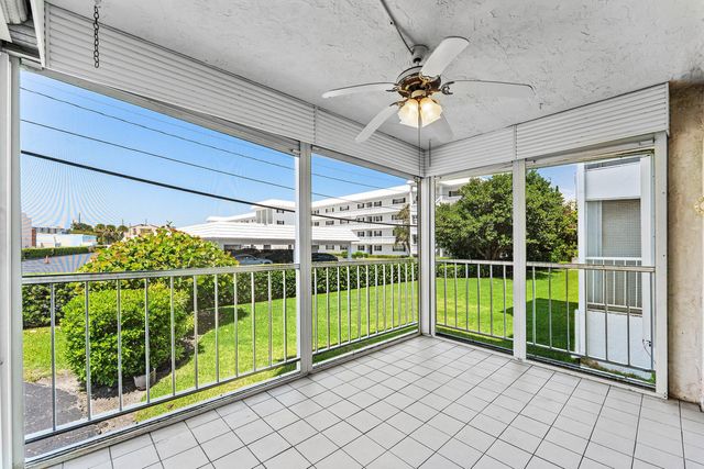 155 Yacht Club Drive 101, North Palm Beach, FL 33408