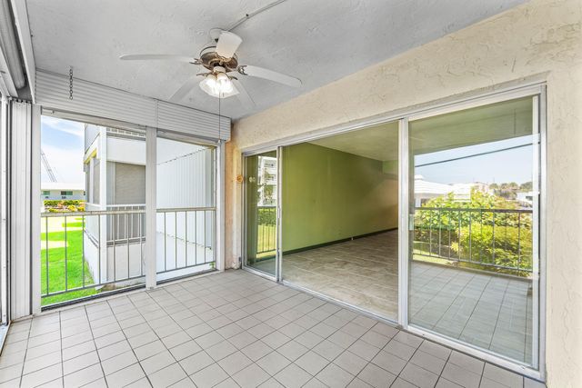 155 Yacht Club Drive 101, North Palm Beach, FL 33408