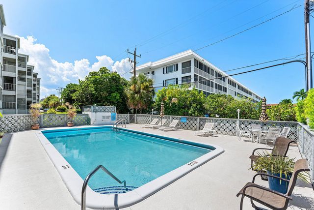 155 Yacht Club Drive 101, North Palm Beach, FL 33408