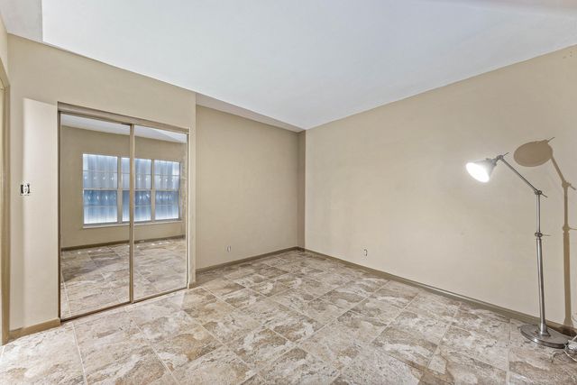 155 Yacht Club Drive 101, North Palm Beach, FL 33408