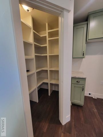 341 N 690 W, Blackfoot, ID 83221