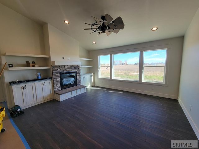 341 N 690 W, Blackfoot, ID 83221