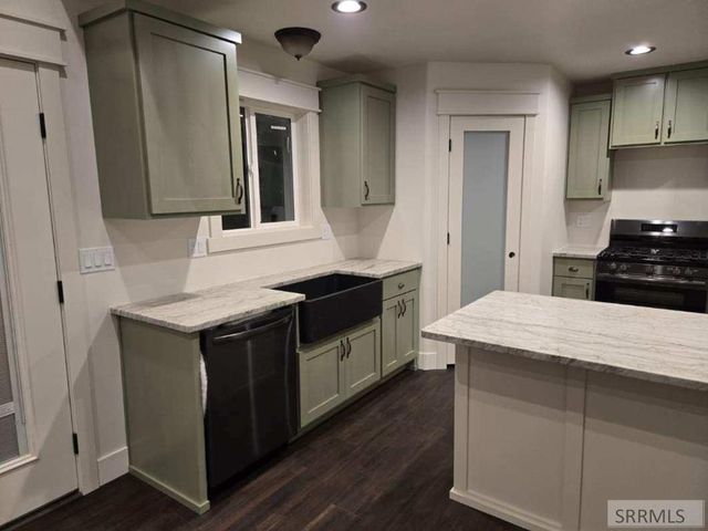 341 N 690 W, Blackfoot, ID 83221