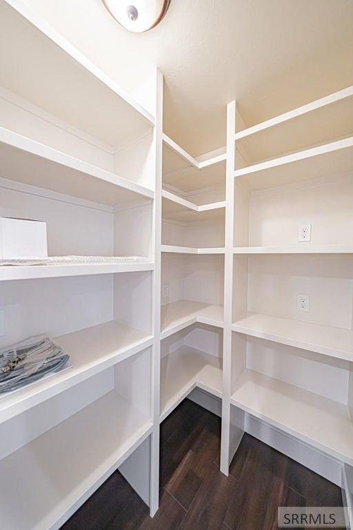 Image 33 of property listing at 341 N 690 W, Blackfoot, ID 83221