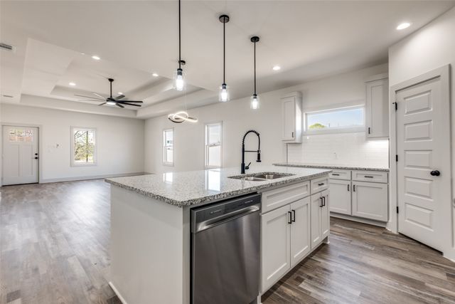 1023 Church Street, Dallas, TX 75203