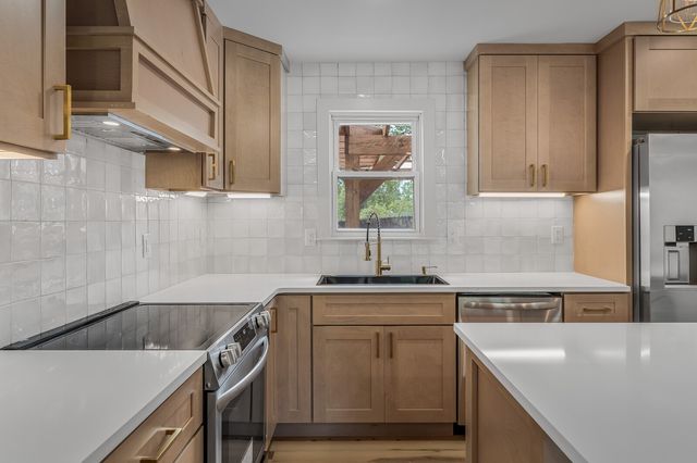 2935 Emery Dr, Nashville, TN 37214