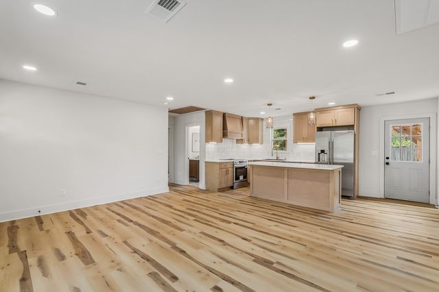 2935 Emery Dr, Nashville, TN 37214