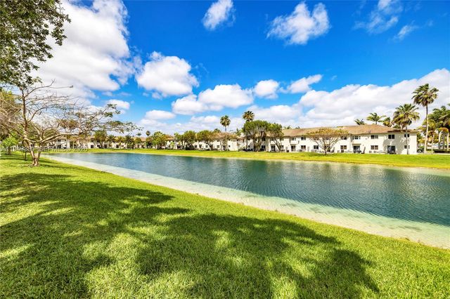 1261 SE 28th Ct 206, Homestead, FL 33035