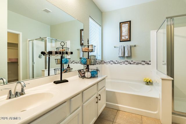 1546 E AZALEA Drive, Gilbert, AZ 85298