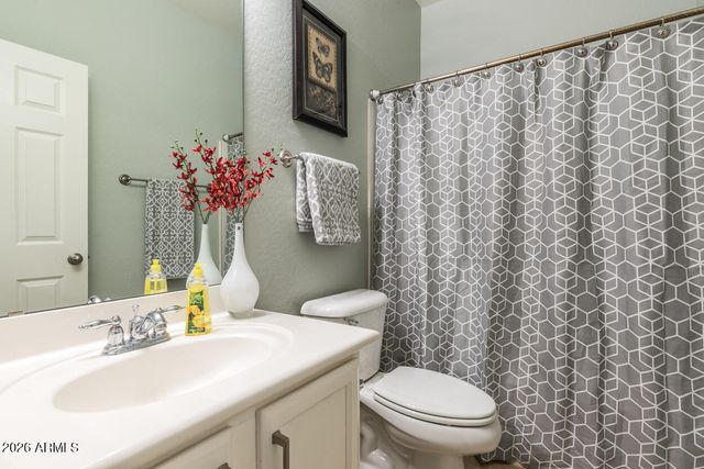 1546 E AZALEA Drive, Gilbert, AZ 85298