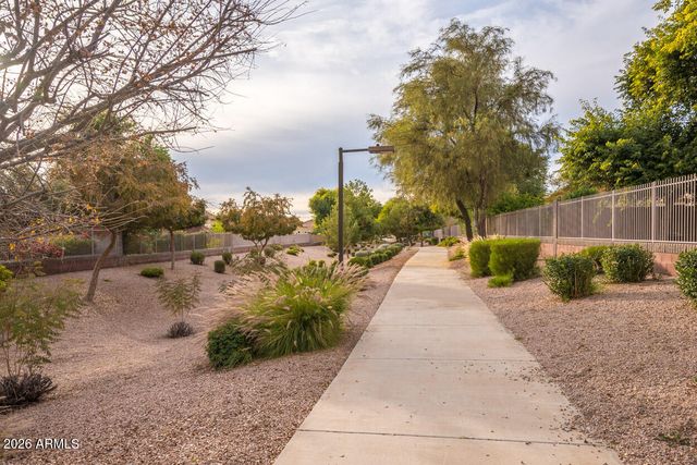 1546 E AZALEA Drive, Gilbert, AZ 85298