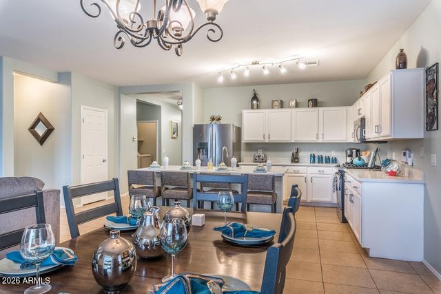 1546 E AZALEA Drive, Gilbert, AZ 85298