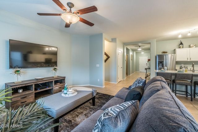 1546 E AZALEA Drive, Gilbert, AZ 85298