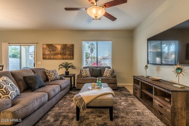 1546 E AZALEA Drive, Gilbert, AZ 85298