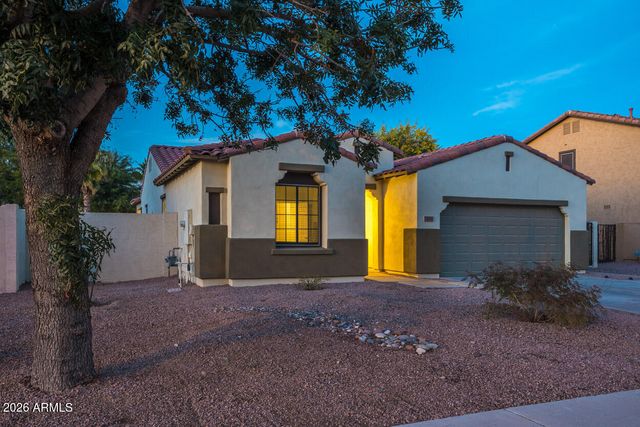 1546 E AZALEA Drive, Gilbert, AZ 85298