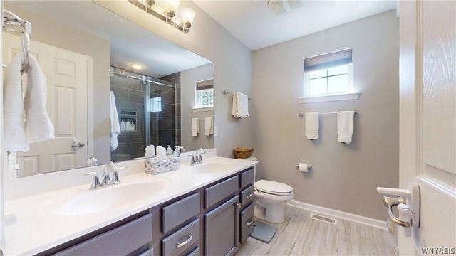 14 Jordy Court, Hamburg, NY 14075