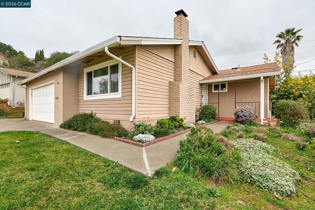 300 300 College Ave, Vallejo, CA 94589