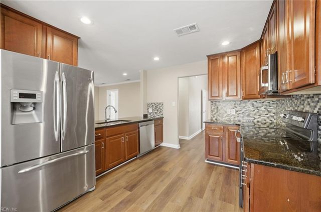 5345 Lynbrook LNDG, Virginia Beach, VA 23462