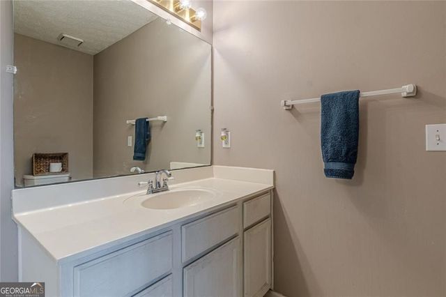 3276 Country Walk Drive, Powder Springs, GA 30127