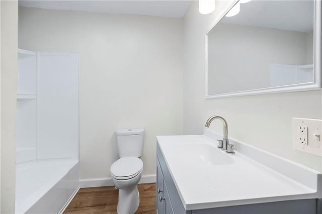 2308 NW 53rd Terrace, Kansas City, MO 64151