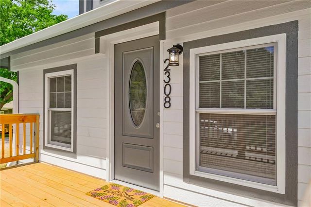 2308 NW 53rd Terrace, Kansas City, MO 64151