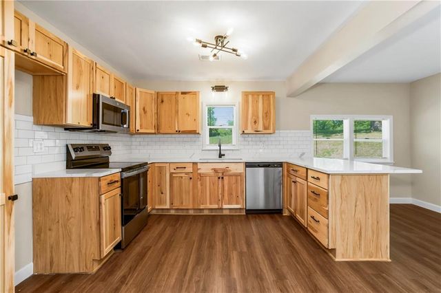 2308 NW 53rd Terrace, Kansas City, MO 64151