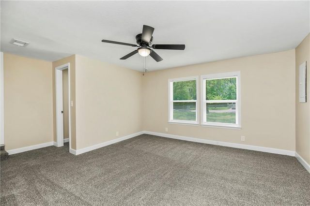 2308 NW 53rd Terrace, Kansas City, MO 64151