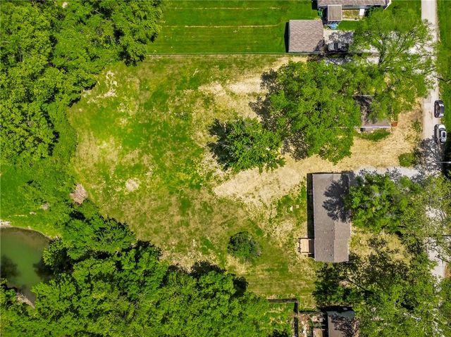 2308 NW 53rd Terrace, Kansas City, MO 64151