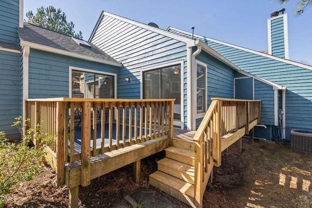 10 Hickorywood Square, Durham, NC 27713