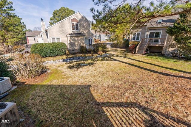 10 Hickorywood Square, Durham, NC 27713