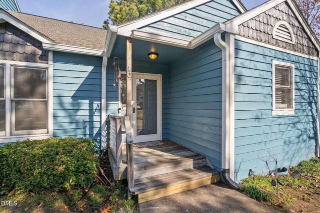 10 Hickorywood Square, Durham, NC 27713