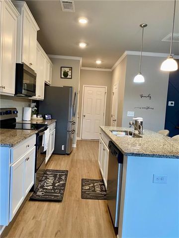 5149 Fox Den Road, Oakwood, GA 30566