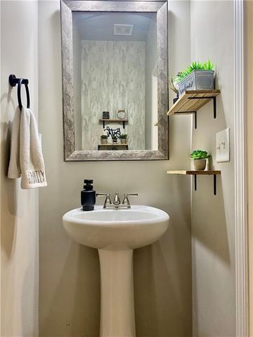 5149 Fox Den Road, Oakwood, GA 30566