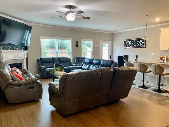 5149 Fox Den Road, Oakwood, GA 30566