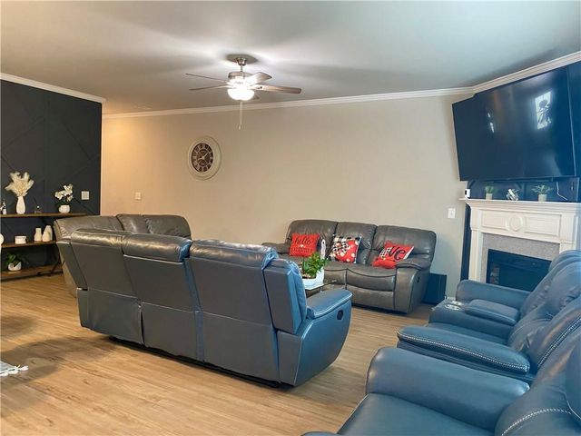 5149 Fox Den Road, Oakwood, GA 30566