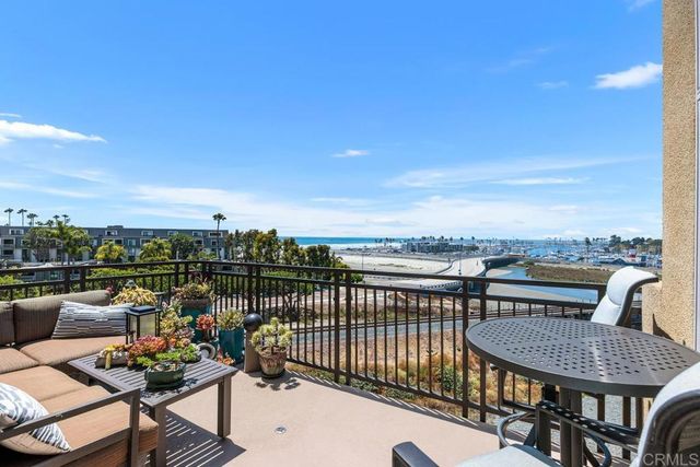 1021 Costa Pacifica Way 2406, Oceanside, CA 92054