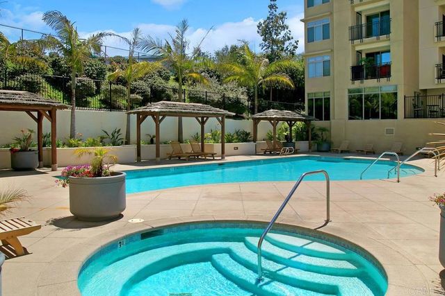 1021 Costa Pacifica Way 2406, Oceanside, CA 92054