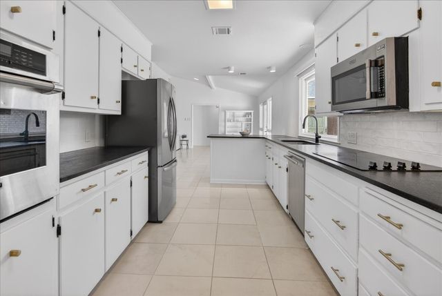 4145 Westchester Drive, Waco, TX 76710