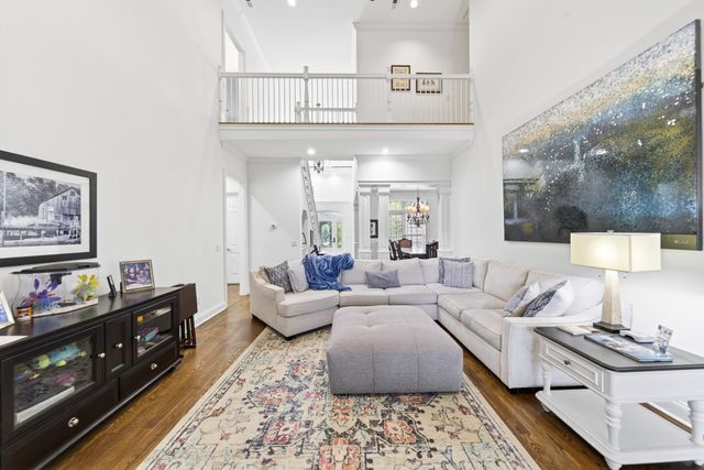 100 Gaston St, Hendersonville, TN 37075
