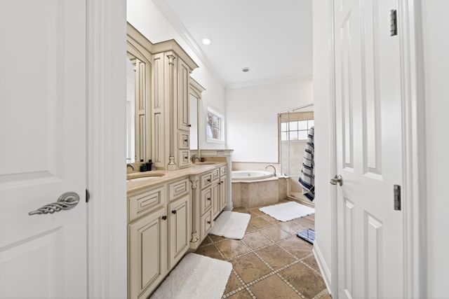 100 Gaston St, Hendersonville, TN 37075