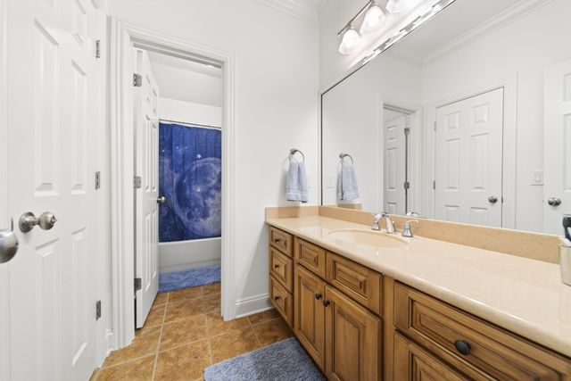 100 Gaston St, Hendersonville, TN 37075
