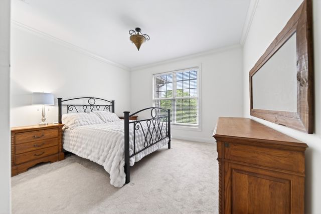 100 Gaston St, Hendersonville, TN 37075