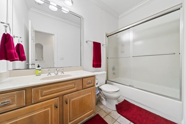 100 Gaston St, Hendersonville, TN 37075